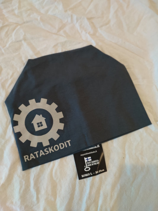 Rataskotien heijastavalla logolla oleva trikoopipo. Tumman harmaa. Koko L.