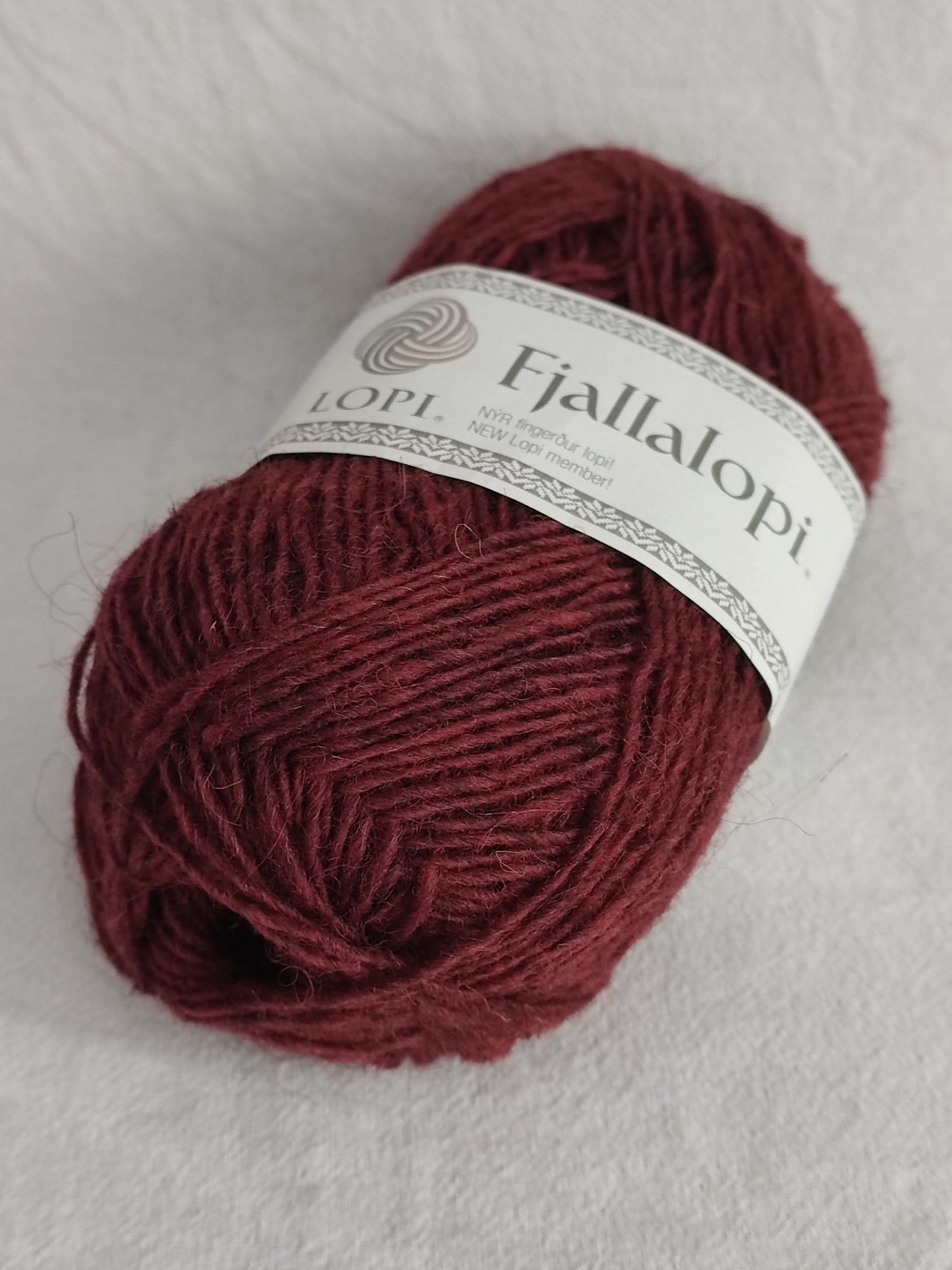 Istex Fjallalopi islantilainen villalanka, Lopi-lankaperheen uutuus, Burgundi, 3060, 50g
