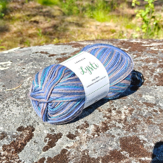 Lankava Lysti -sukkalanka, sinivuokko, 6221