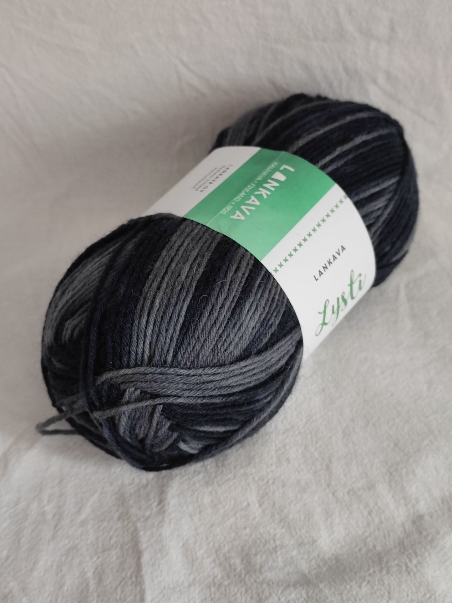 Lankava Lysti -sukkalanka, Laku, 6223, 100g