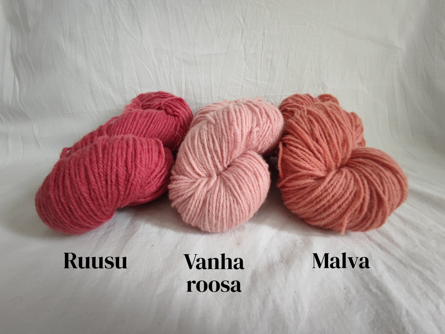 Unnaslahden lammastilan NORKKO Karstalanka, luonnonväreillä värjätyt, Havu, 100g
