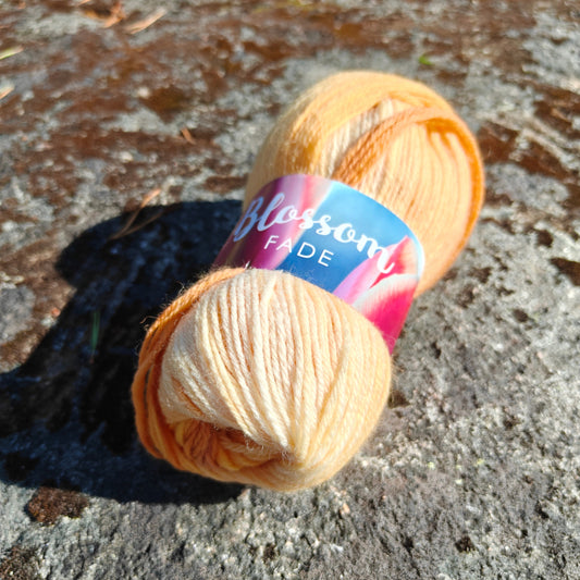ENNAKKOTILATTAVISSA Blossom Fade -sukkalanka, Keltainen, 36, 100g