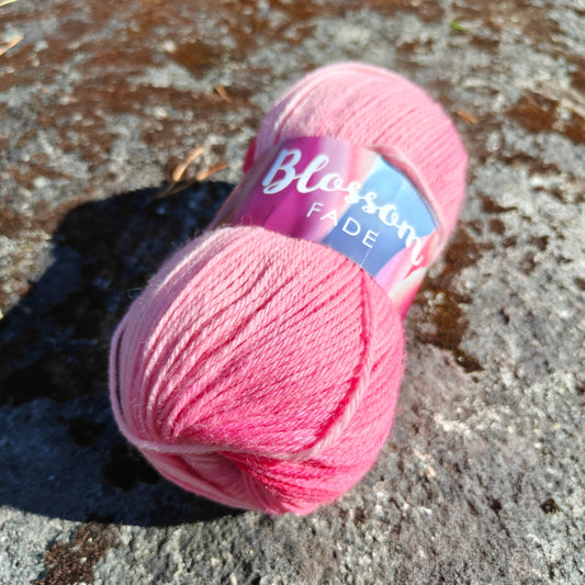 ENNAKKOTILATTAVISSA Blossom Fade -sukkalanka, Vaaleanpunainen, 37, 100g