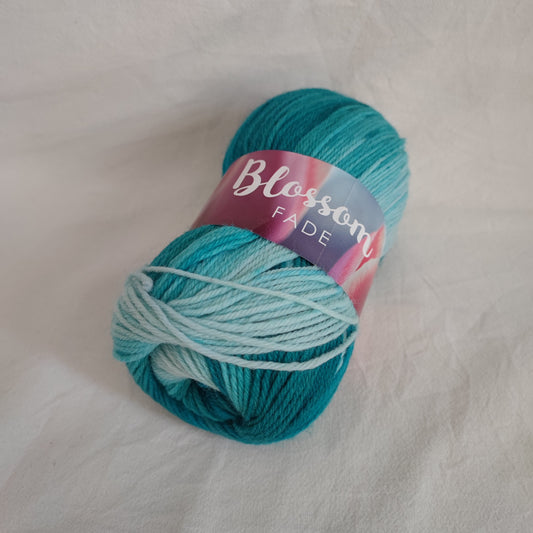 ENNAKKOTILATTAVISSA Blossom Fade -sukkalanka, Turkoosi, 39, 100g