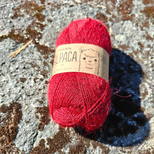 ENNAKKOTILATTAVISSA DROPS Alpaca Mix, Punakirjava, 3650
