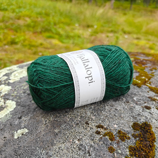 Istex Fjallalopi islantilainen villalanka, Lopi-lankaperheen uutuus, Tummanvihreä, 3030, 50g
